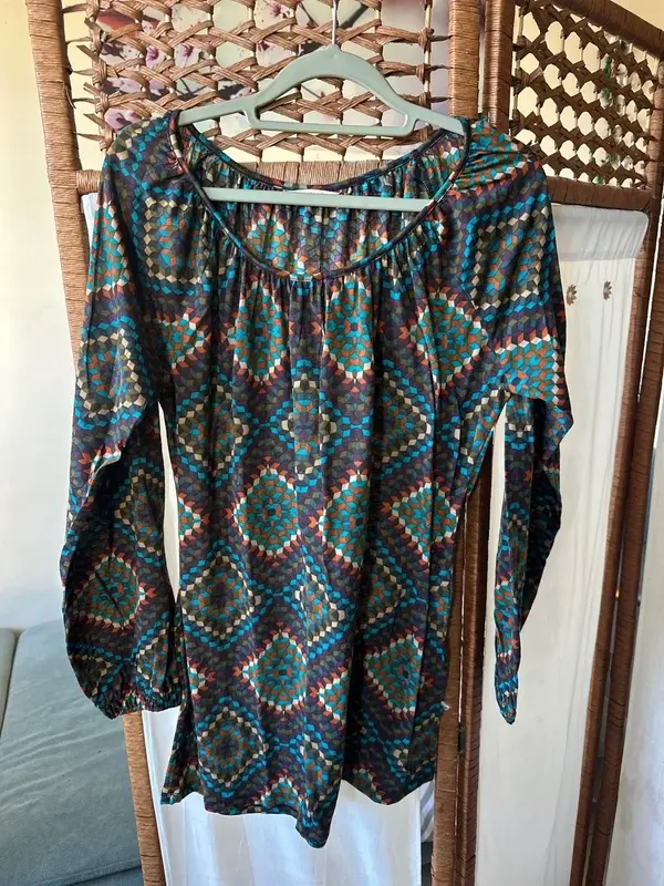 Tunique / Top fluide Camaïeu – Taille M (38) – Motifs géométriques colorés